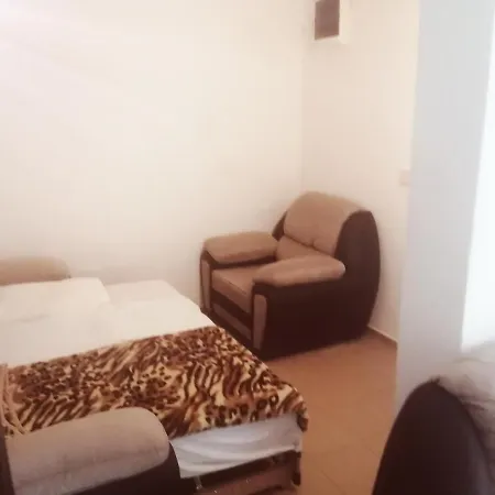 Camelia Apartmans Appartamento Premantura